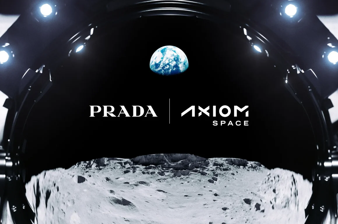 Prada X NASA Lüks Modası Aya Ulaşacak