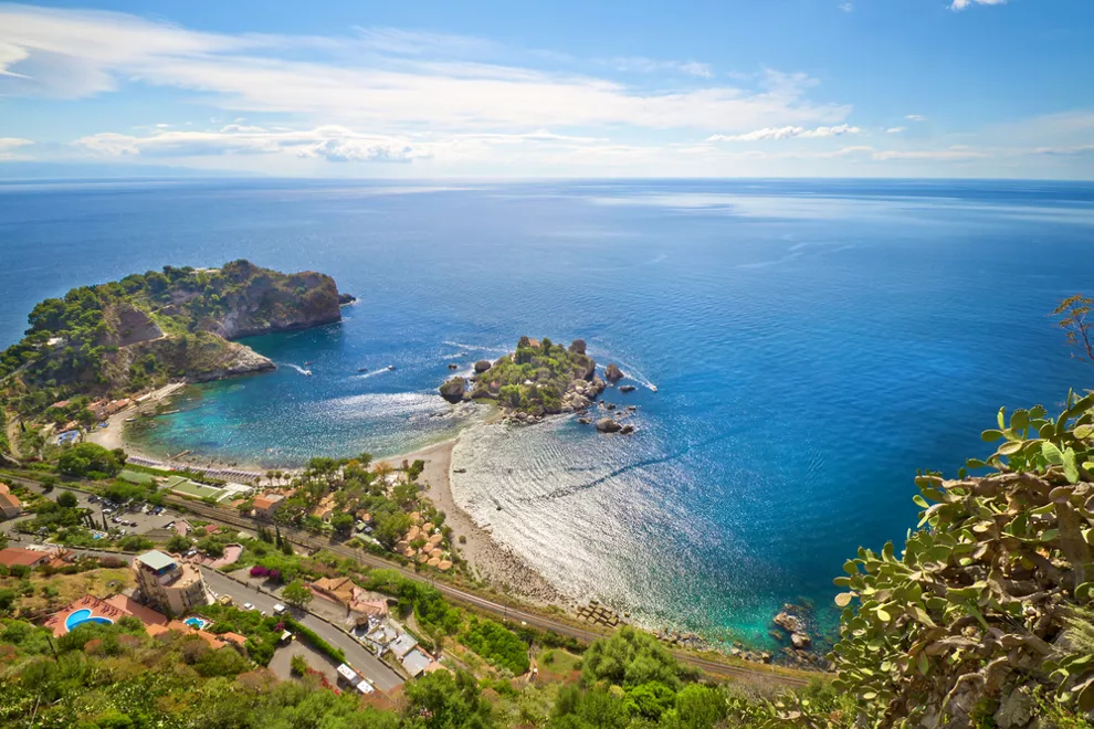 20210526170151 Sicilya Taormina Isola Bella Shutterstock 1