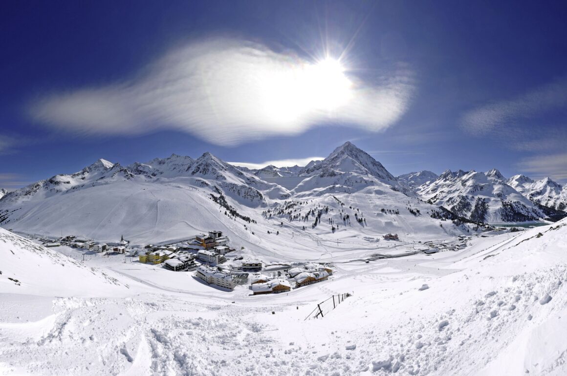 Alplerin En Popüler Tatil Beldelerinde Lüks Gayrimenkul Gelişimi
