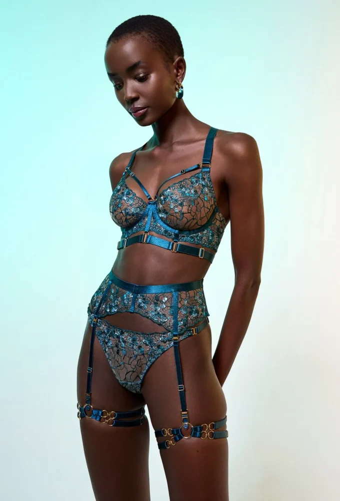 Bordelle Sütyen Sıralaması