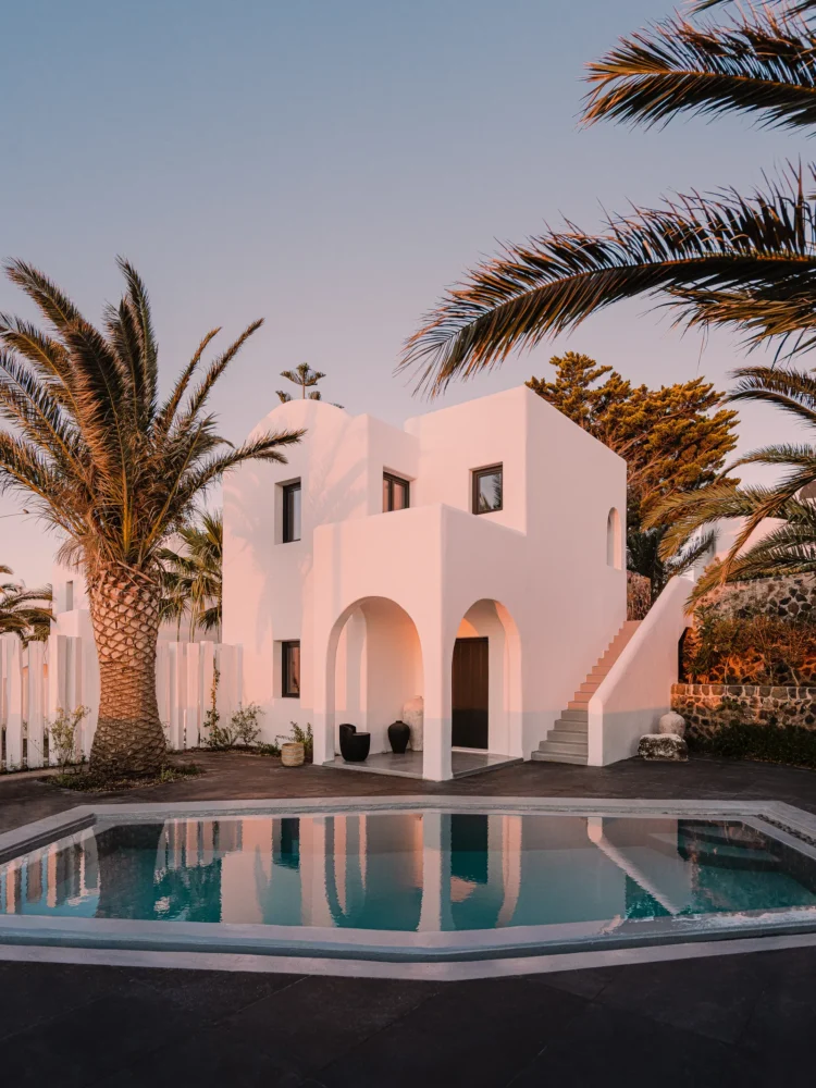 Nobu Hotel Santorini Oteli